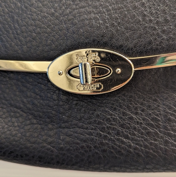 Coach - Madison - Crossbody / Clutch - Picture 2 of 9